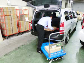 専用車による配送は品質への拘り
